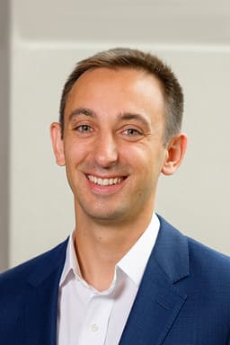 Portrait of Damian Kozbur